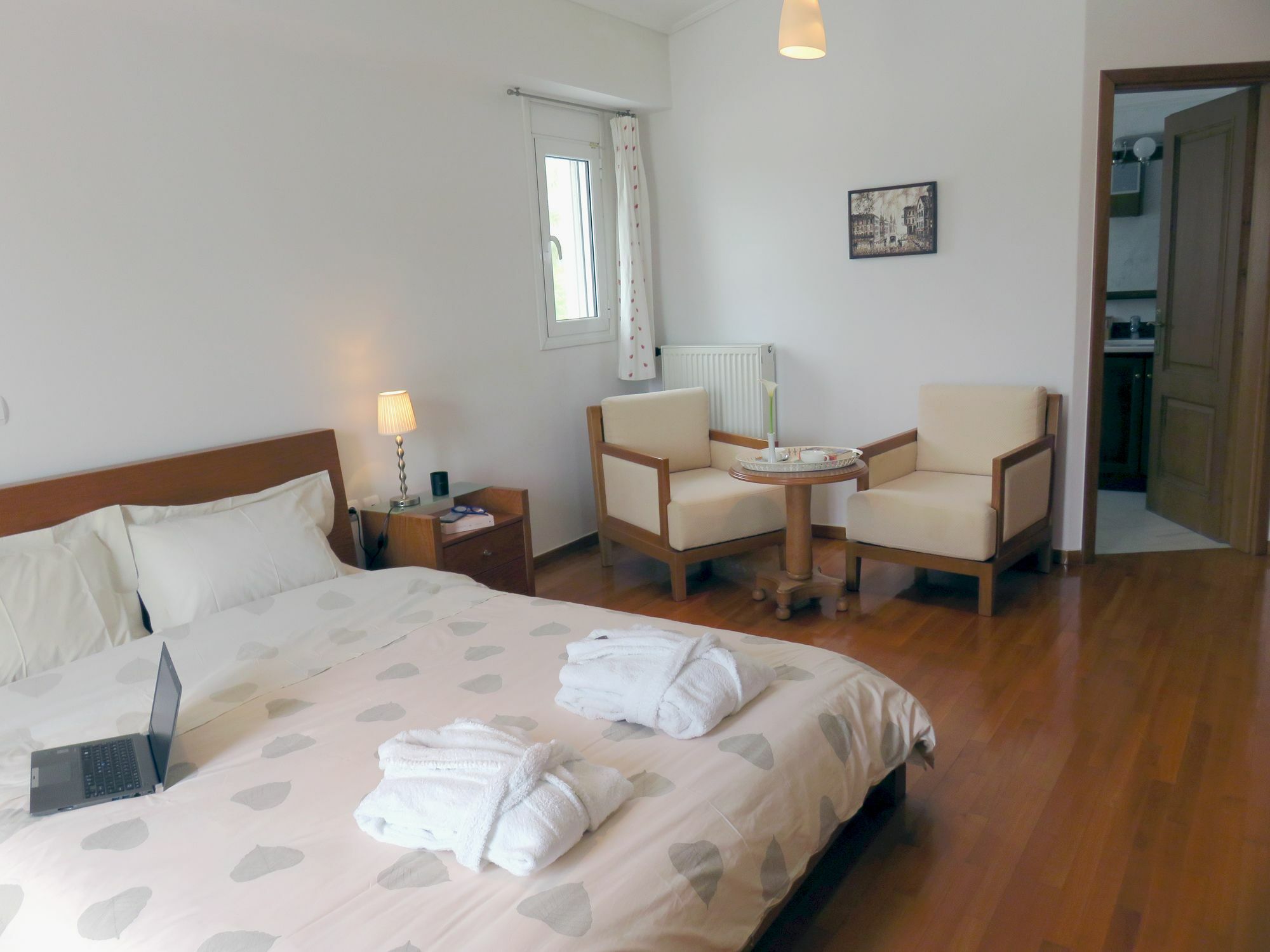 Olive Mansion Suites Marathón 外观 照片
