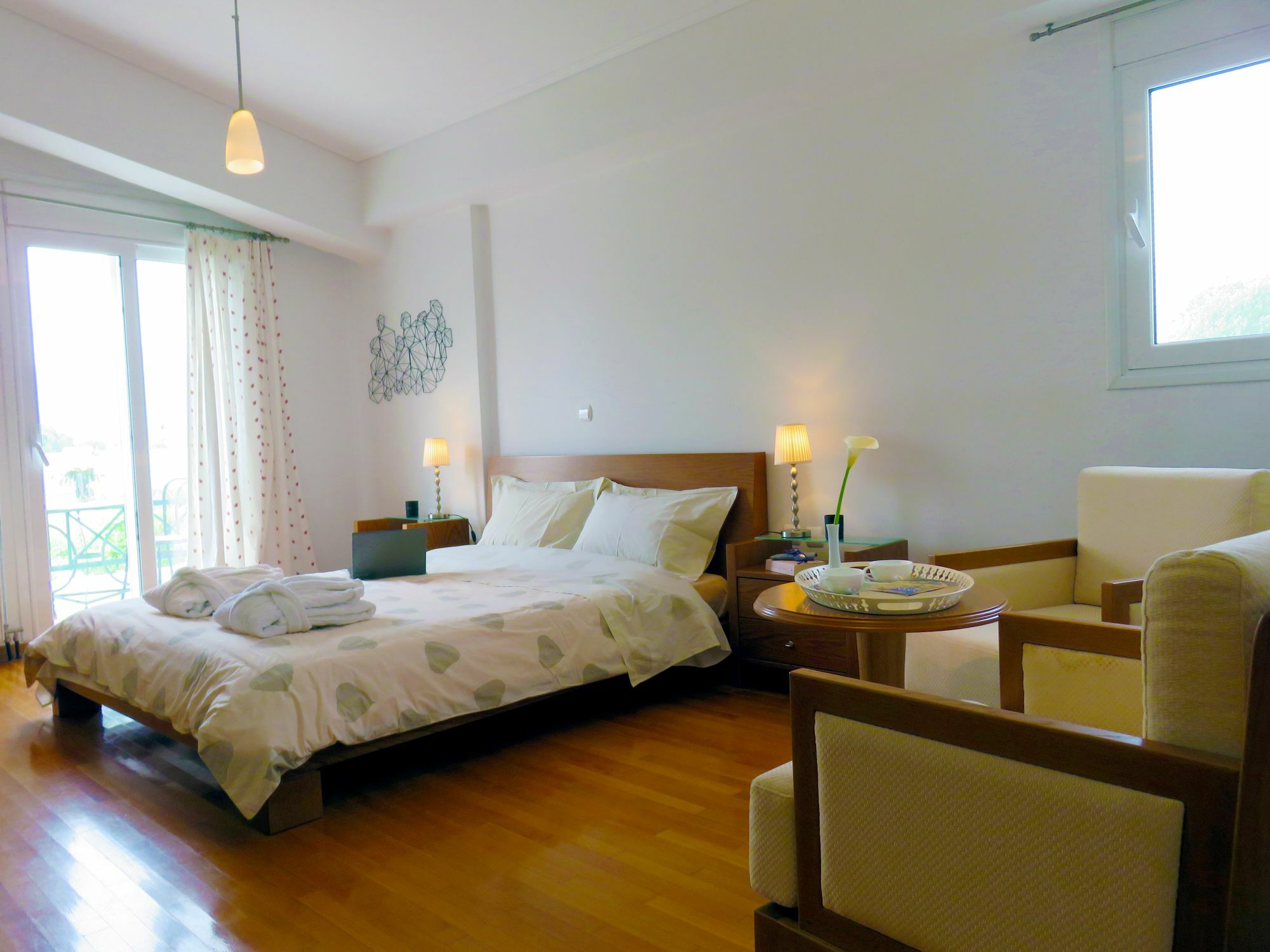 Olive Mansion Suites Marathón 外观 照片